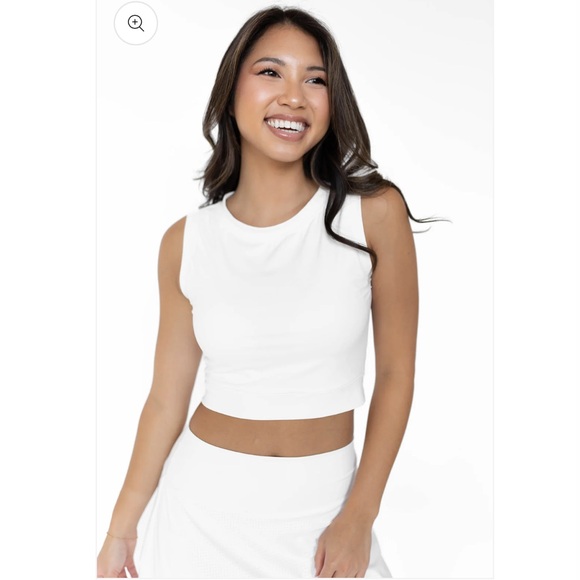 Volare White Never Miss Mesh Cropped Athletic Tank NWT - Picture 3 of 12